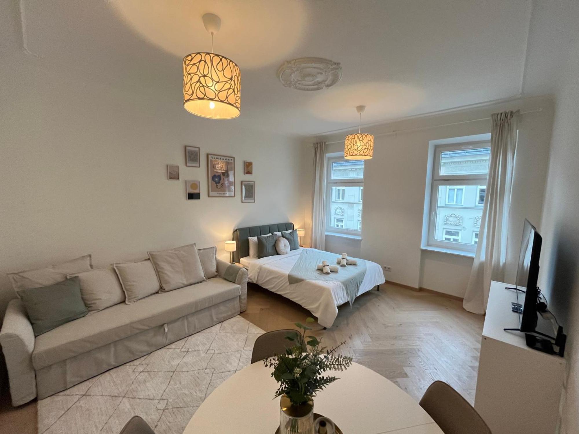 Luxurious One Room Apartment Near Schoenbrunn Palace Wien Exterior foto