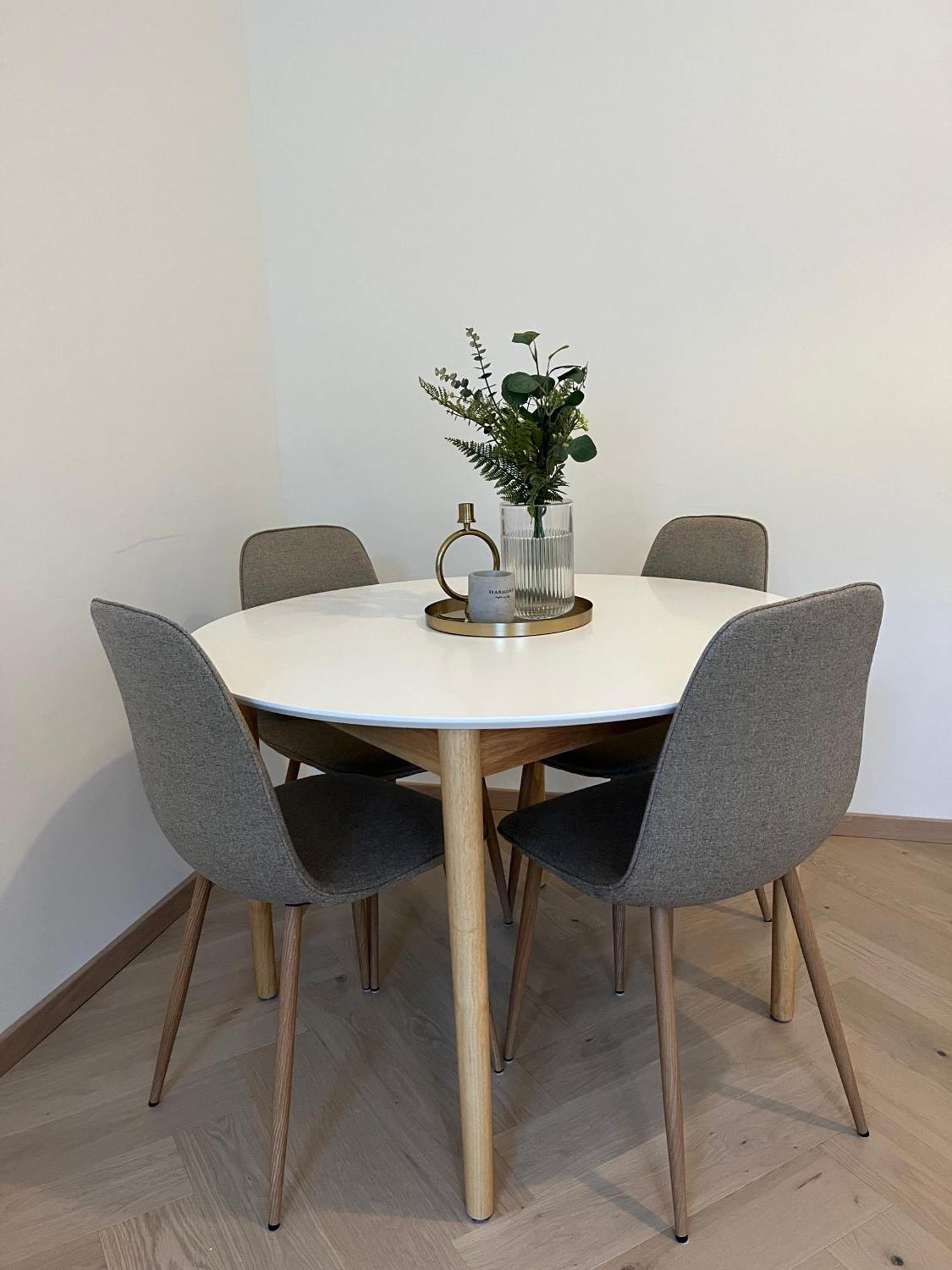 Luxurious One Room Apartment Near Schoenbrunn Palace Wien Exterior foto