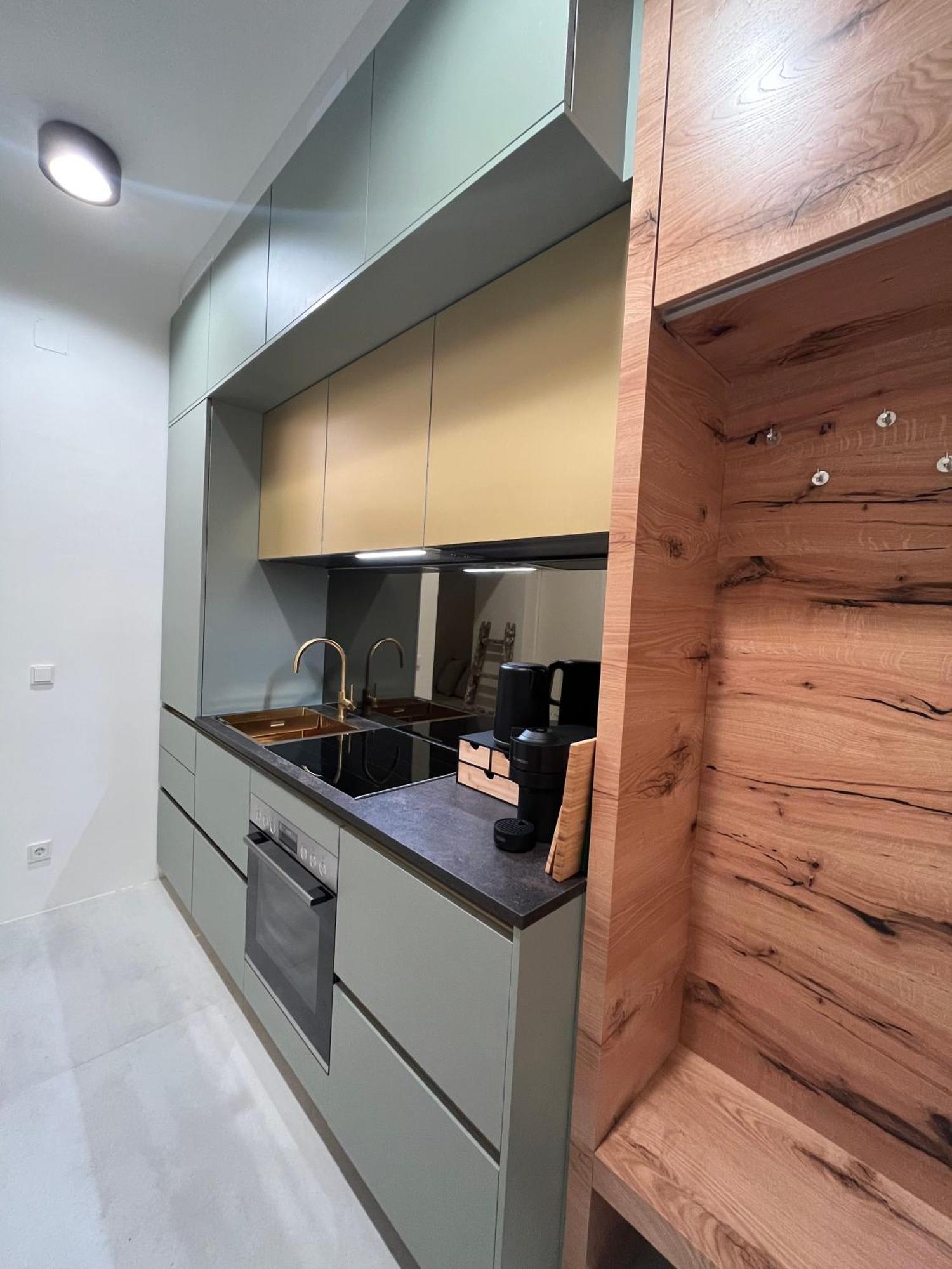 Luxurious One Room Apartment Near Schoenbrunn Palace Wien Exterior foto